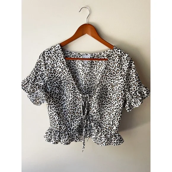 Princess Polly Arman Animal Print Cropped Tie Top Ruffle Hem Size 6 - Picture 5 of 6